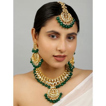 Kundan Necklace Set With Earrings And Maang Tikka
